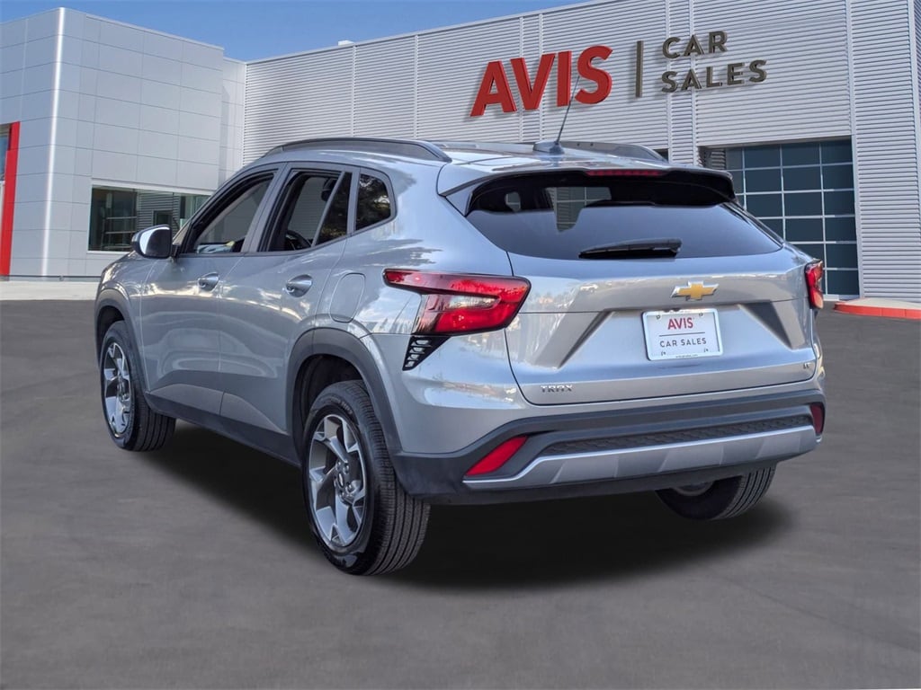 Thumbnail: 2025 Chevrolet Trax - 9