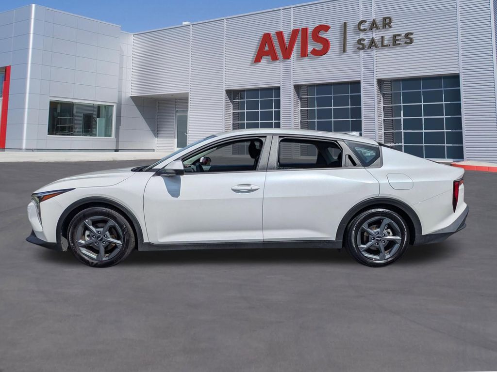 Thumbnail: 2025 Kia K4 - 10
