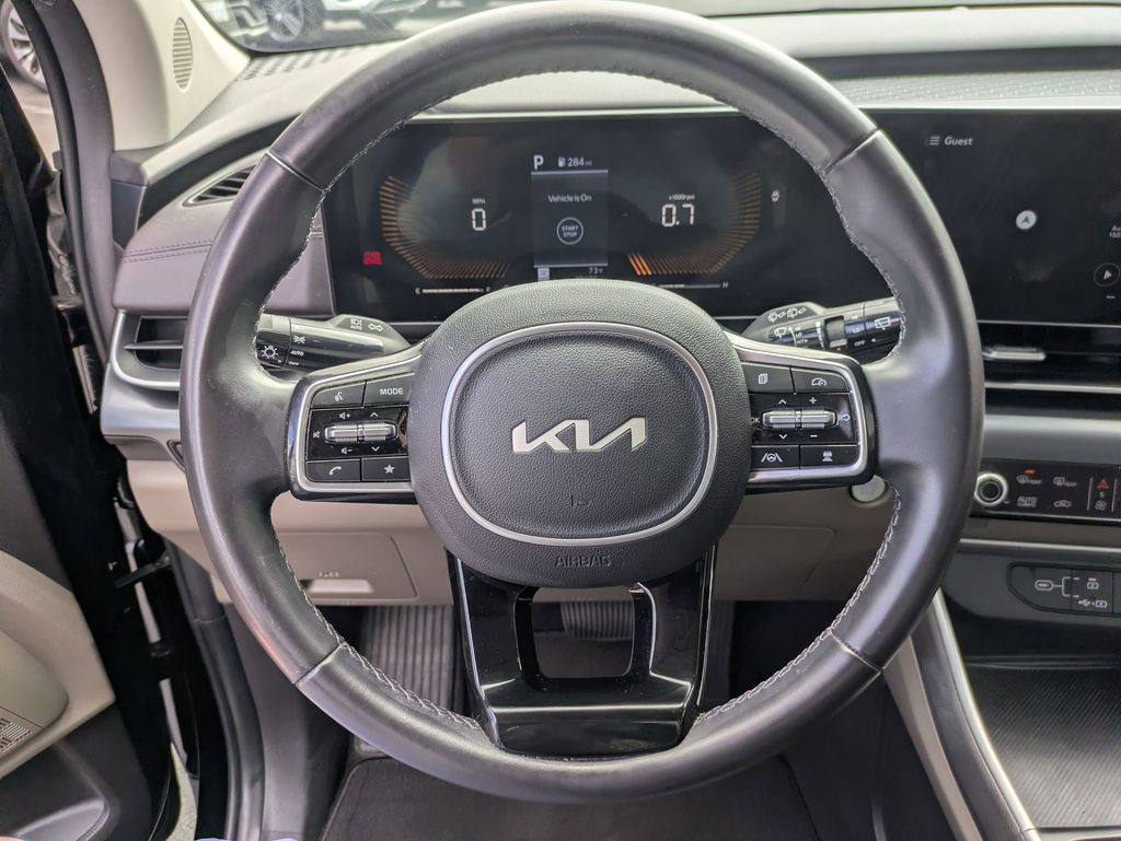 Thumbnail: 2025 Kia Carnival - 23