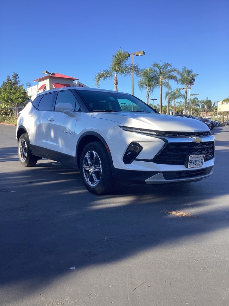 Thumbnail: 2023 Chevrolet Blazer - 5