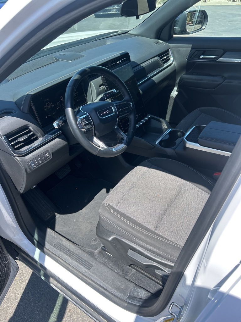 Thumbnail: 2025 GMC Terrain - 8