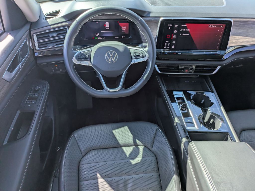 Thumbnail: 2025 Volkswagen Atlas - 25