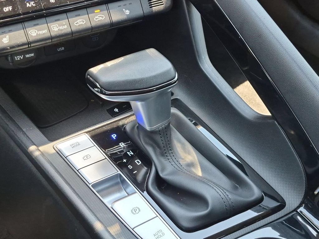 Thumbnail: 2025 Hyundai Elantra - 20