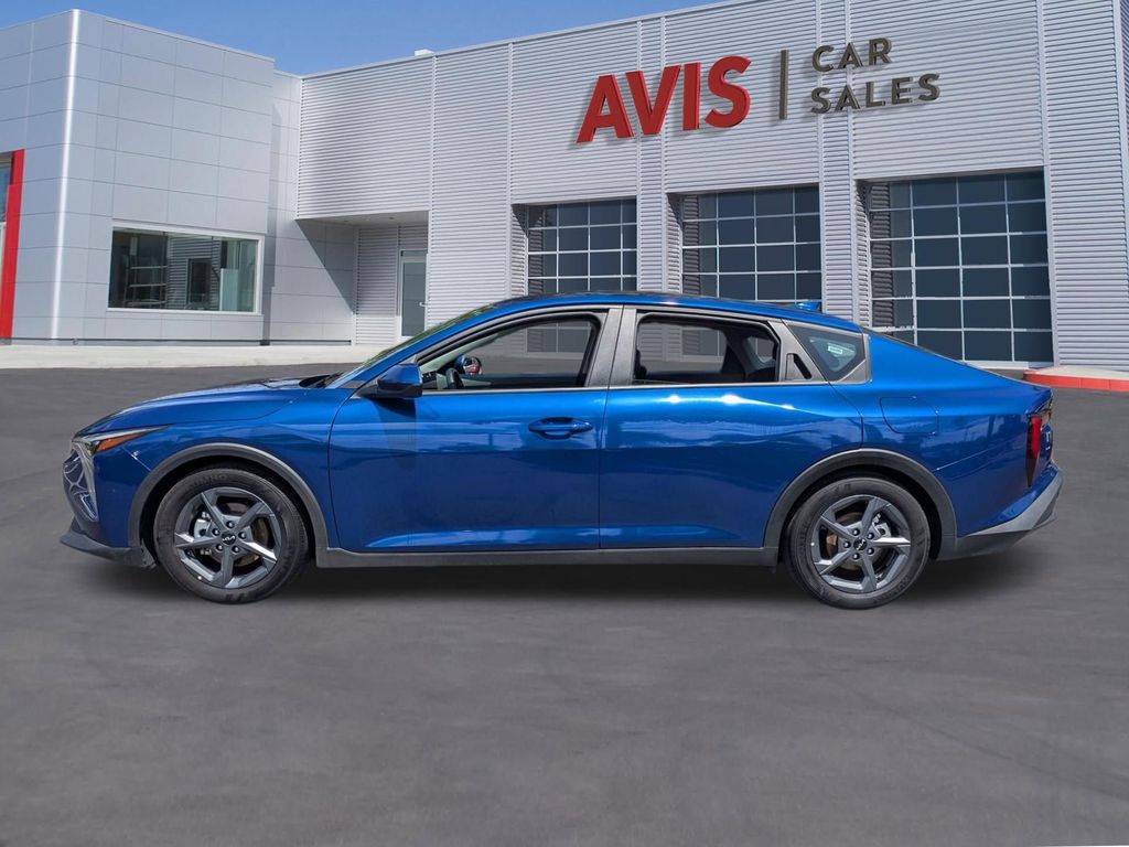 Thumbnail: 2025 Kia K4 - 10