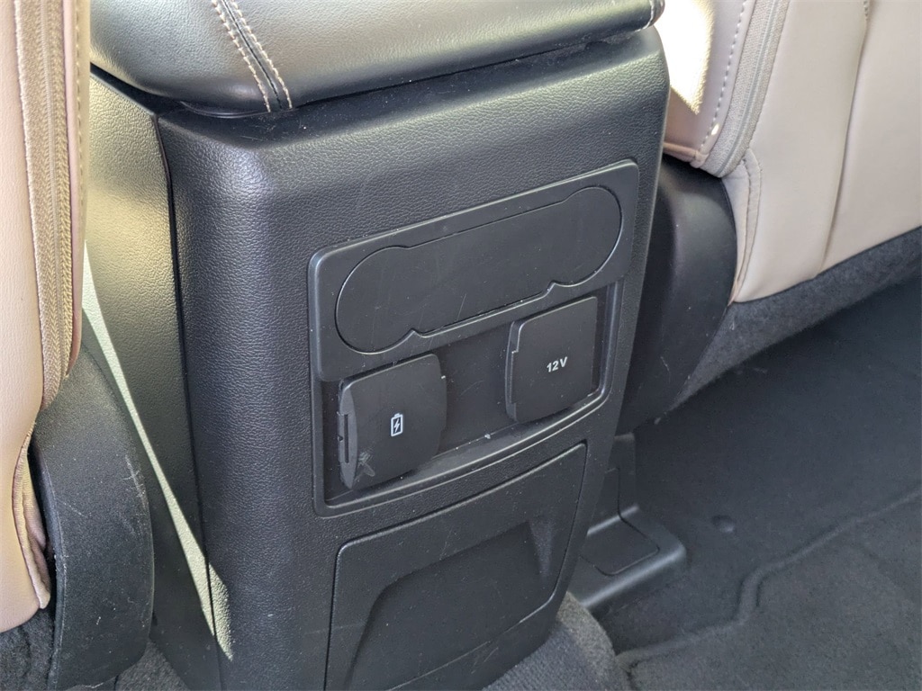 Thumbnail: 2024 Ford Explorer - 26