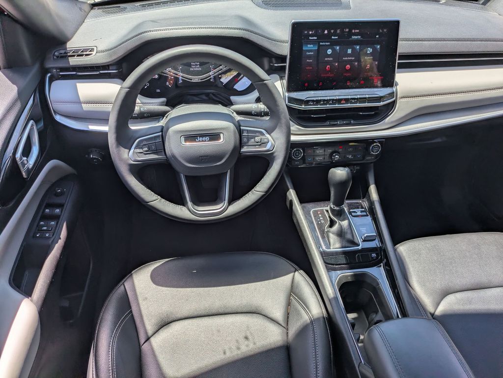 Thumbnail: 2025 Jeep Compass - 25