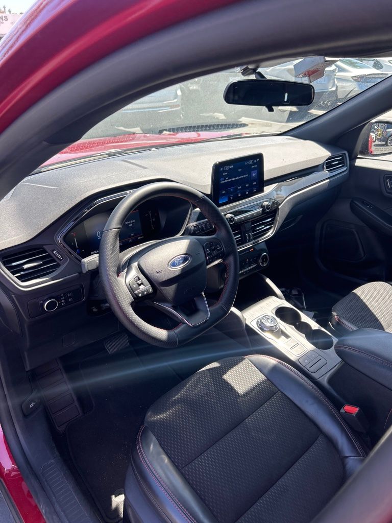 Thumbnail: 2025 Ford Escape - 21