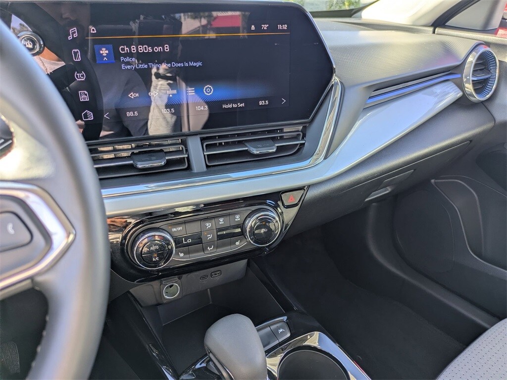 Thumbnail: 2025 Chevrolet Trax - 20