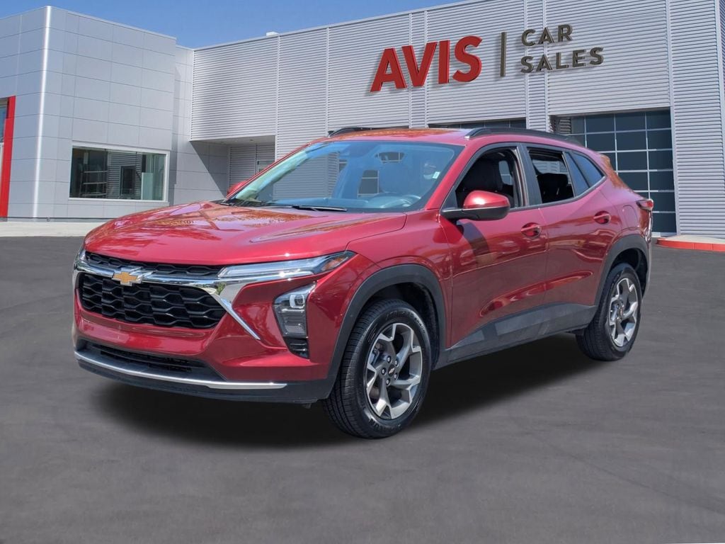 2025 Chevrolet Trax LT's photo