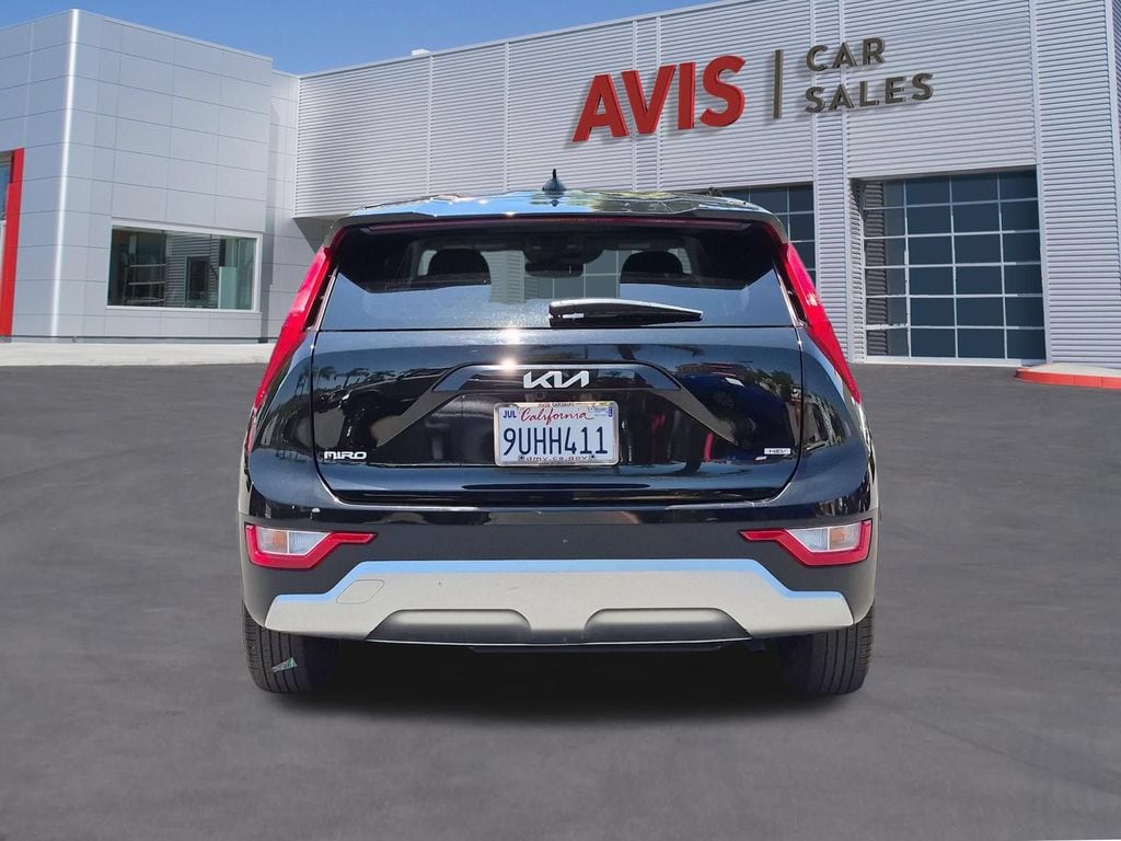 Thumbnail: 2025 Kia Niro - 7