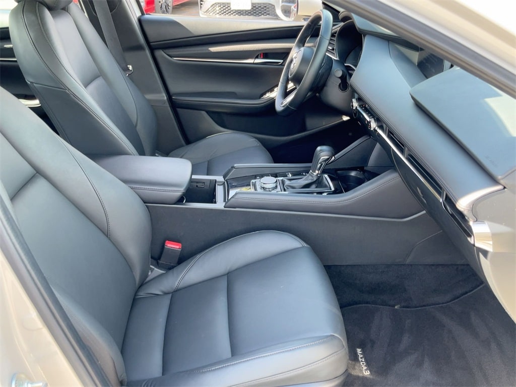 Thumbnail: 2025 Mazda Mazda3 - 31