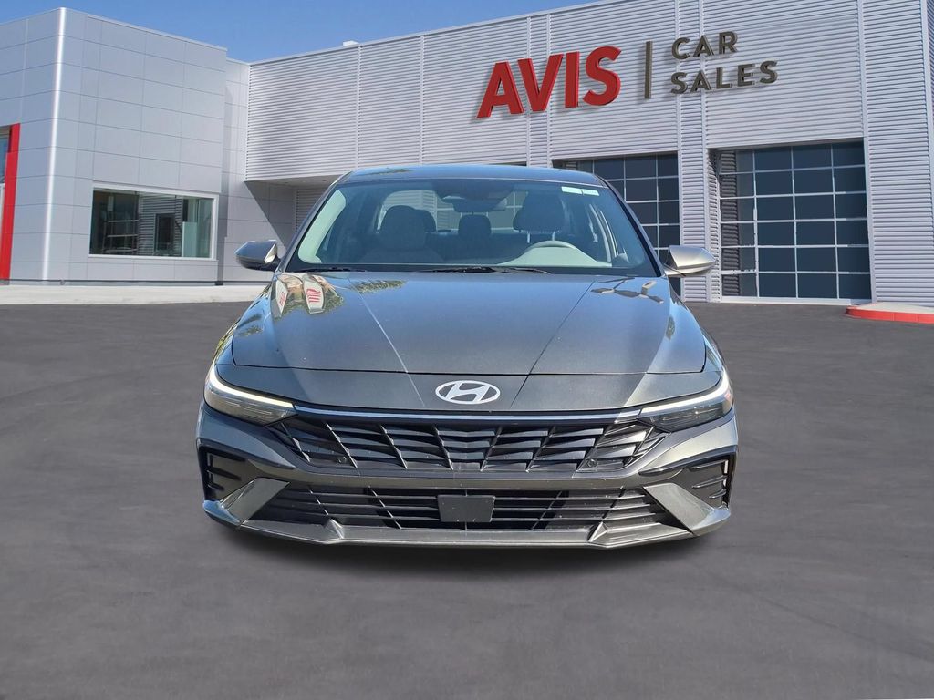 Thumbnail: 2025 Hyundai Elantra - 2