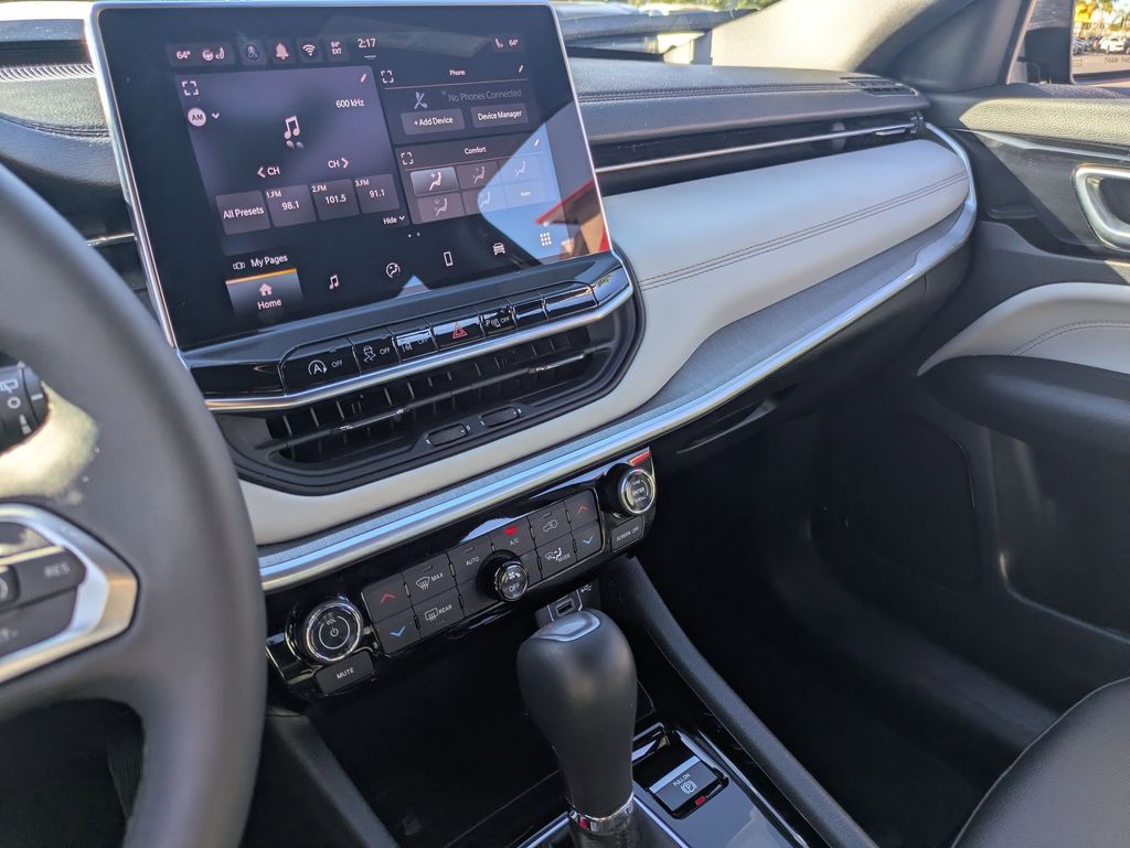 Thumbnail: 2025 Jeep Compass - 20