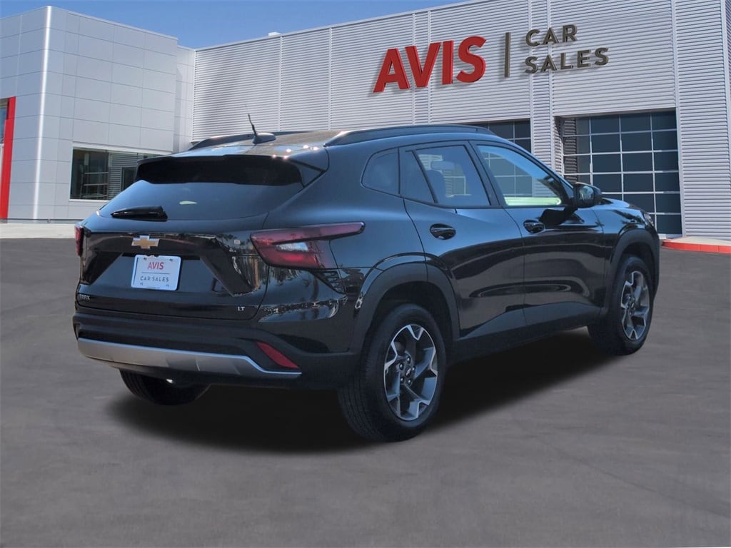 Thumbnail: 2025 Chevrolet Trax - 6