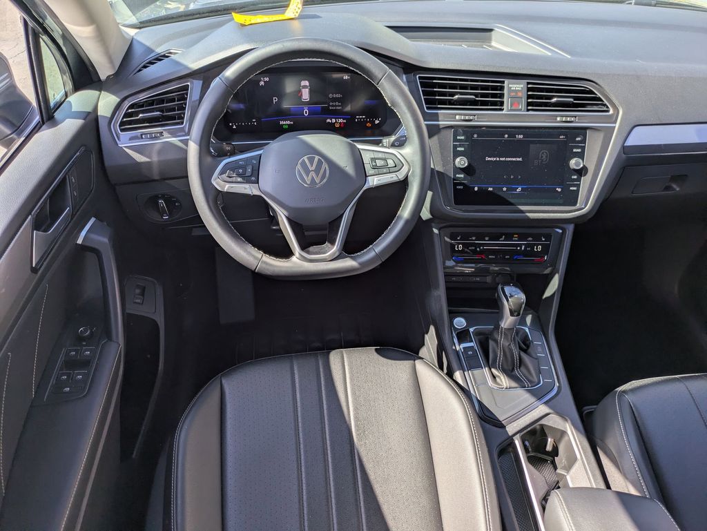 Thumbnail: 2024 Volkswagen Tiguan - 25