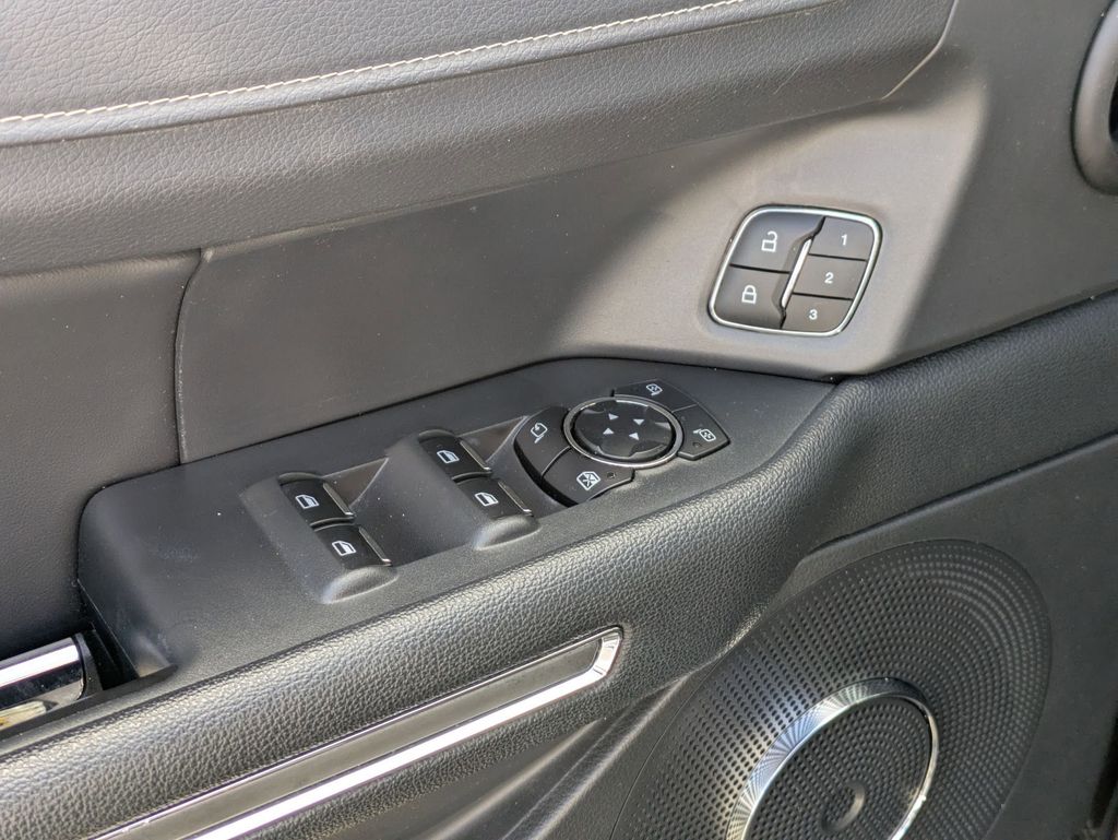 Thumbnail: 2024 Ford Expedition MAX - 16