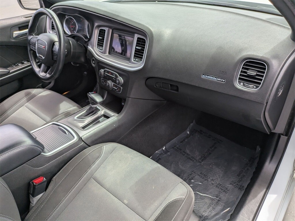 Thumbnail: 2022 Dodge Charger - 29