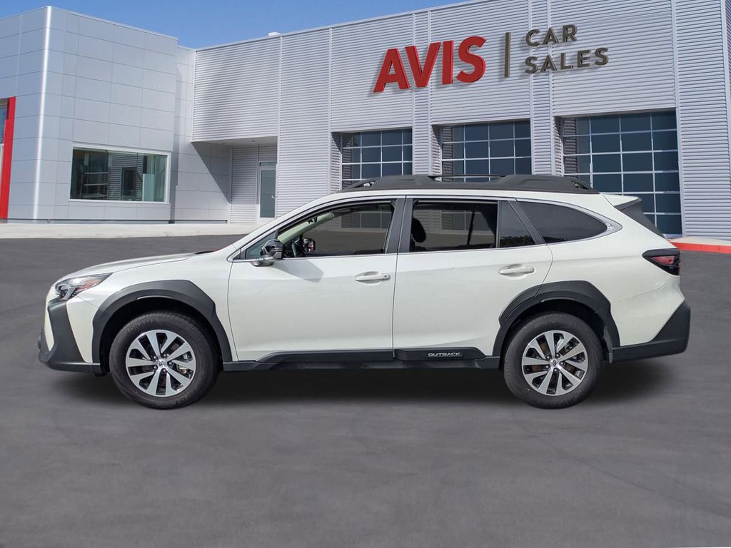 Thumbnail: 2025 Subaru Outback - 10