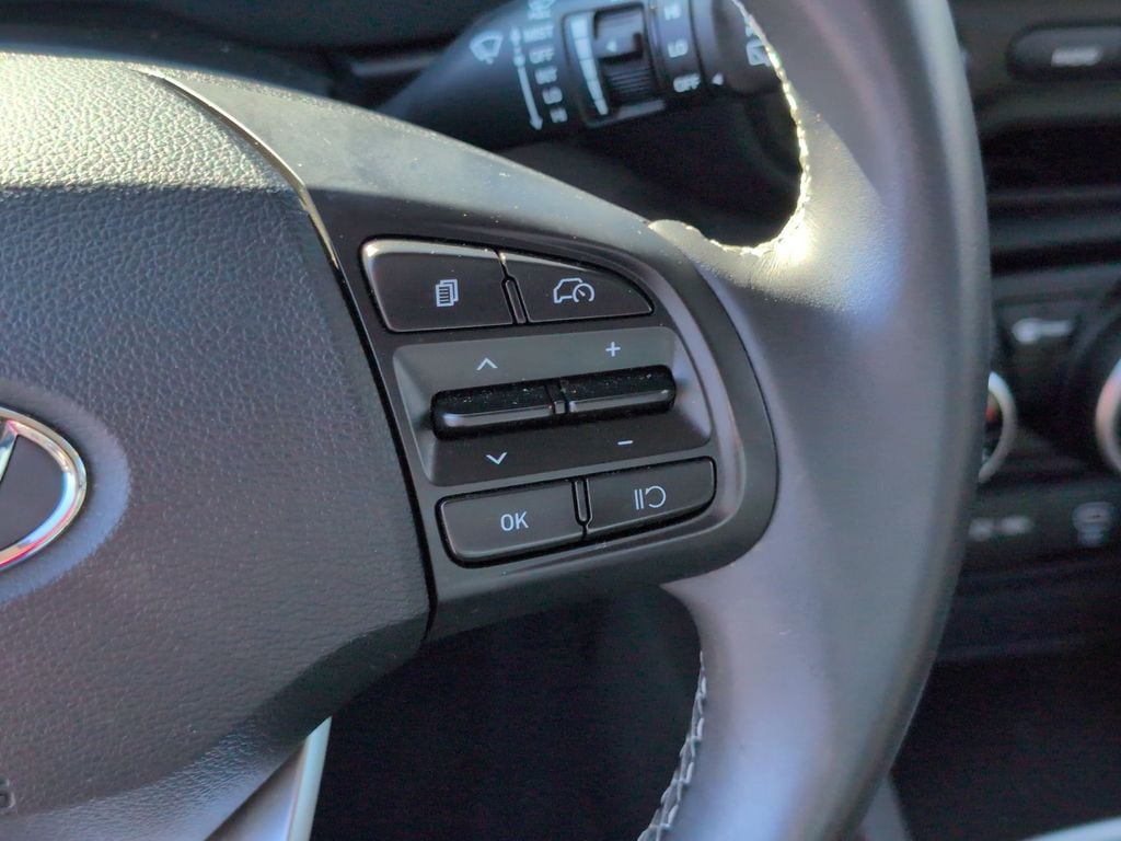 Thumbnail: 2025 Hyundai Venue - 22