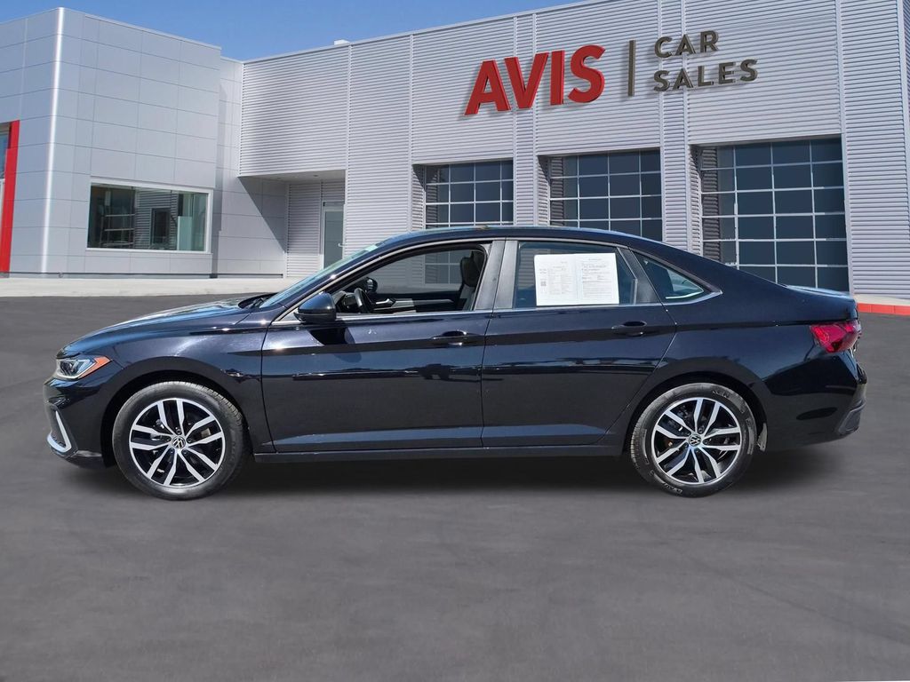 Thumbnail: 2025 Volkswagen Jetta - 10