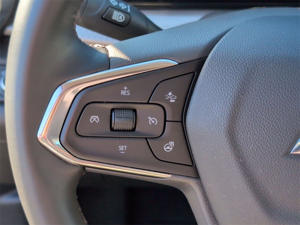 Thumbnail: 2025 Chevrolet Trax - 20