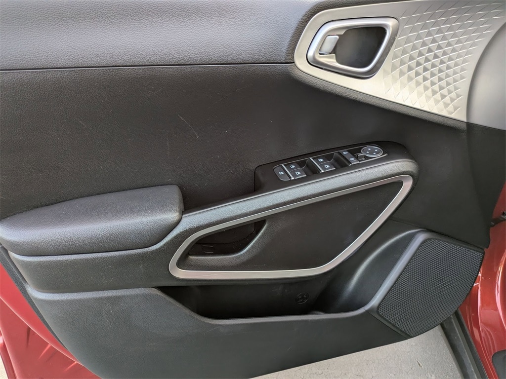 Thumbnail: 2024 Kia Soul - 15