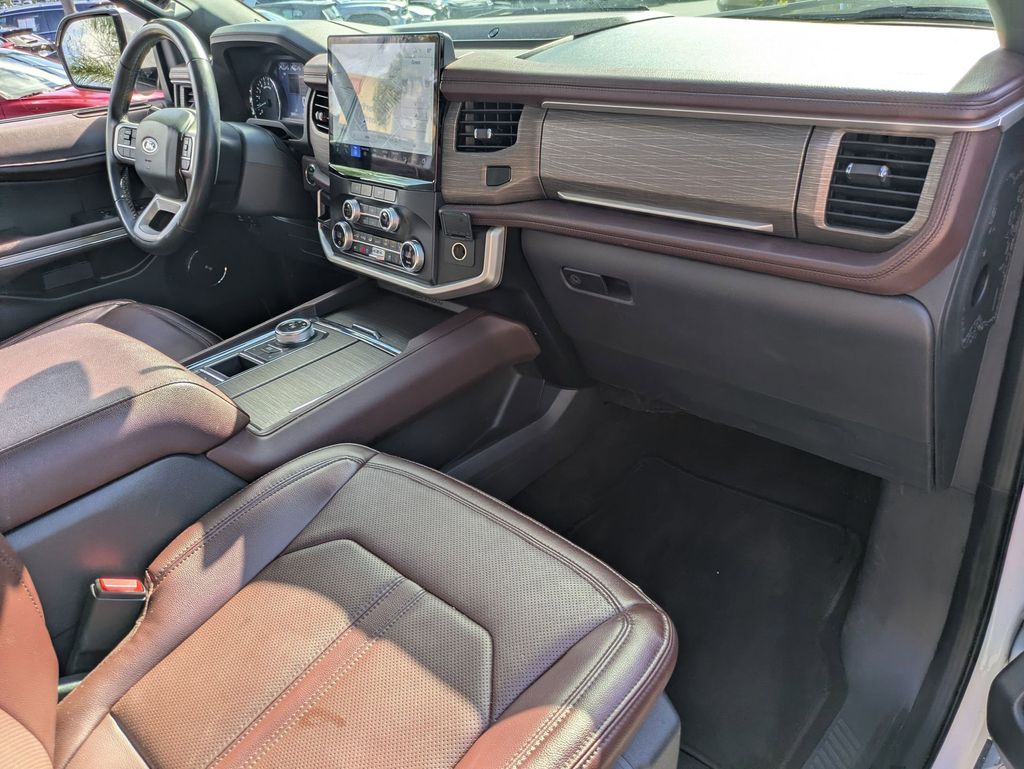 Thumbnail: 2024 Ford Expedition - 33