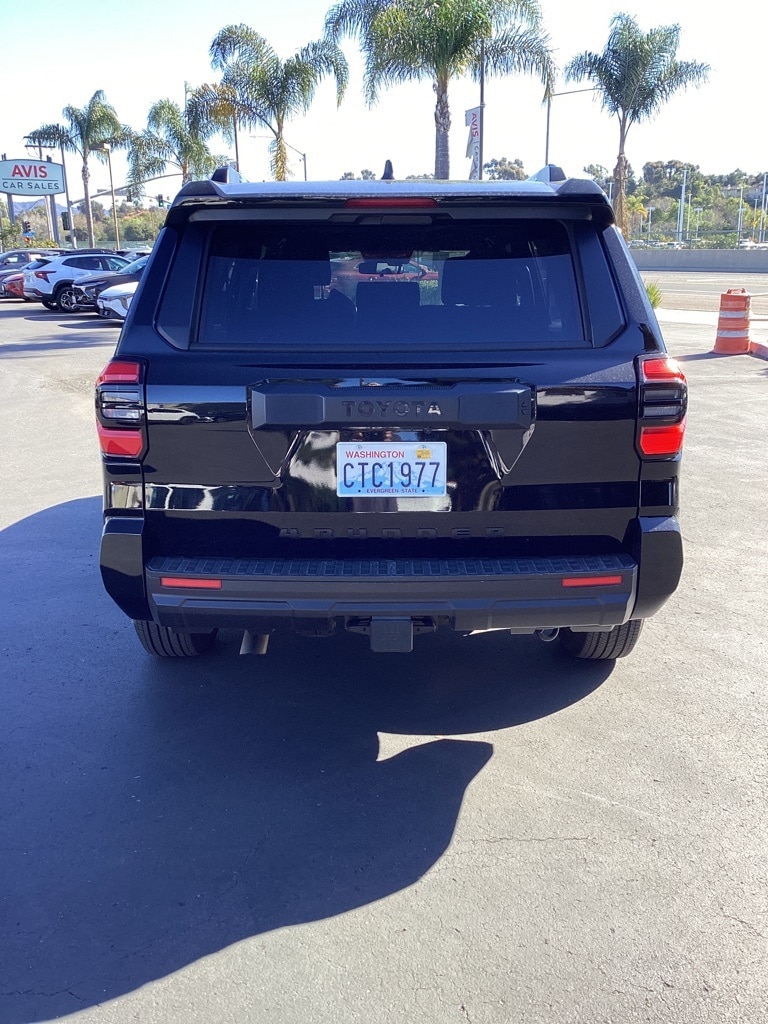 Thumbnail: 2025 Toyota 4Runner - 8