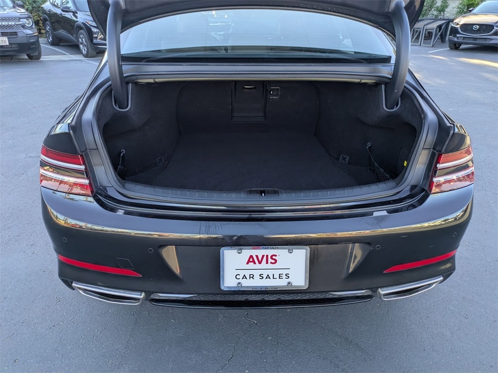 Thumbnail: 2023 Genesis G80 - 32