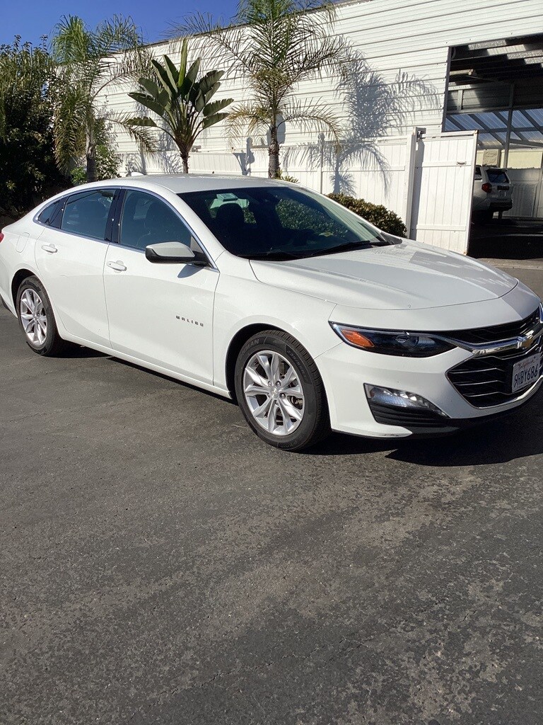 Thumbnail: 2023 Chevrolet Malibu - 3