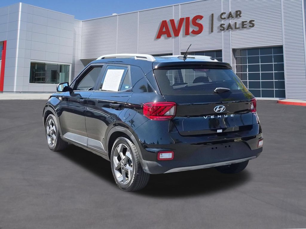 Thumbnail: 2025 Hyundai Venue - 9
