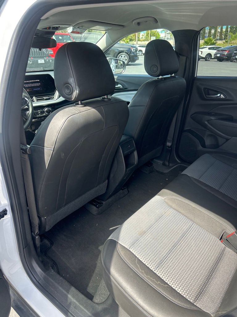 Thumbnail: 2025 Chevrolet Trax - 13