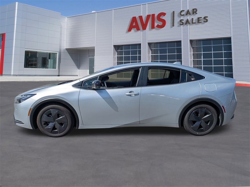 Thumbnail: 2025 Toyota Prius - 10