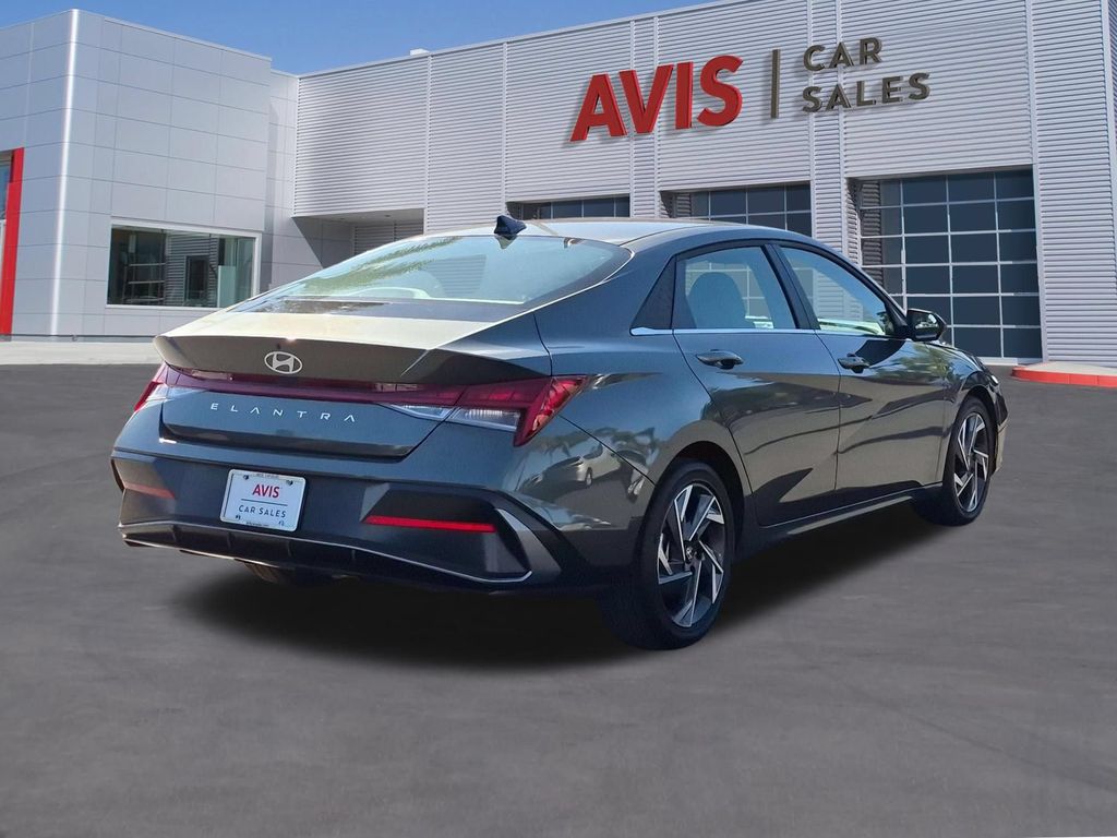 Thumbnail: 2025 Hyundai Elantra - 6