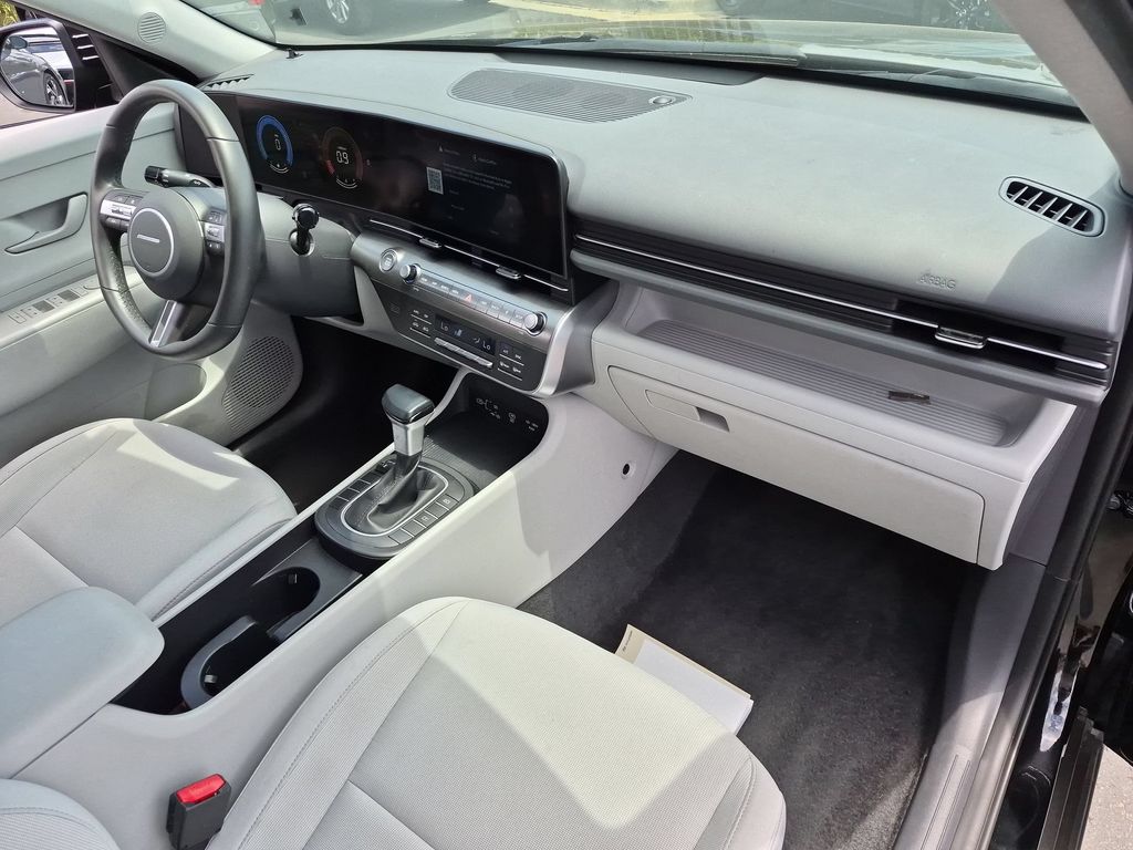 Thumbnail: 2025 Hyundai Kona - 32