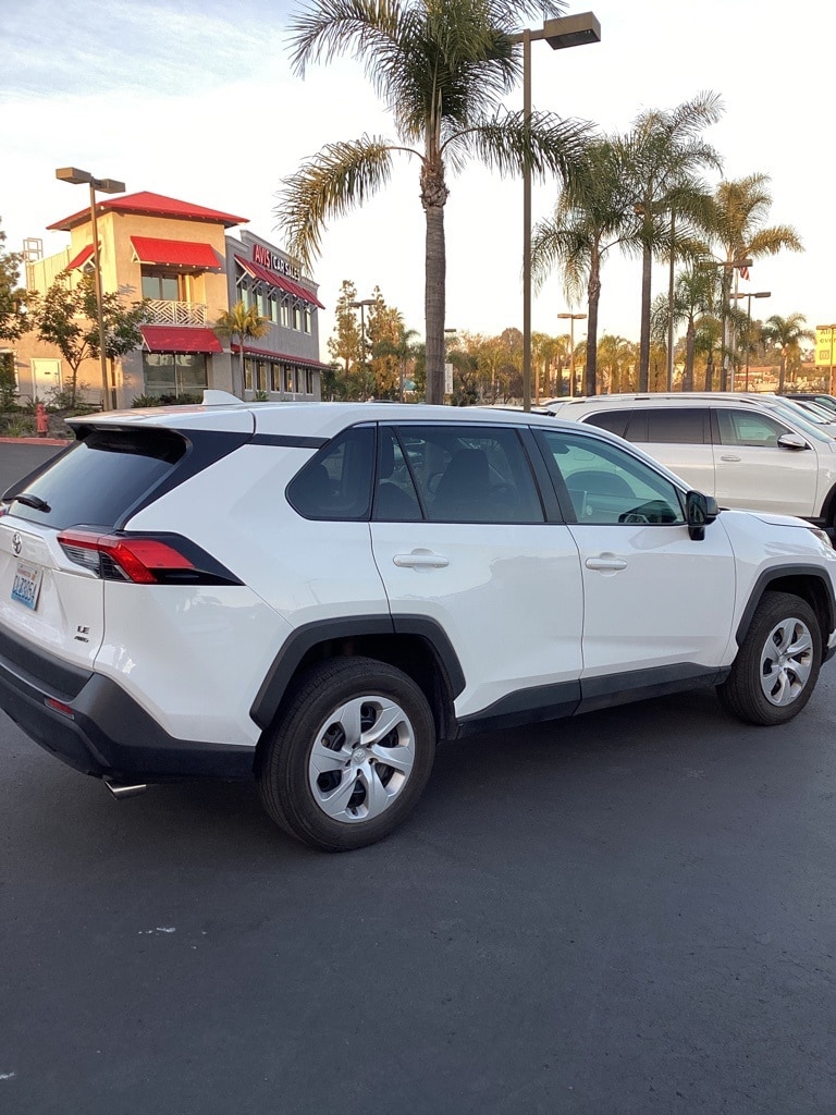 Thumbnail: 2024 Toyota RAV4 - 2