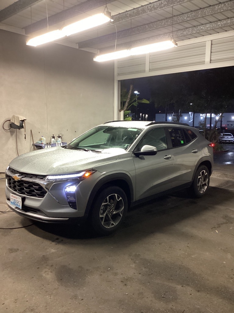 2025 Chevrolet Trax LT's photo