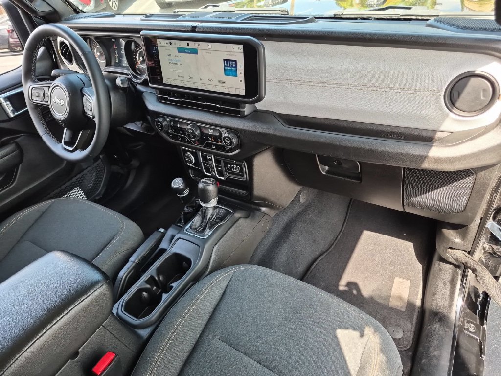 2025 Jeep Wrangler 4-Door Sport S - Photo 32