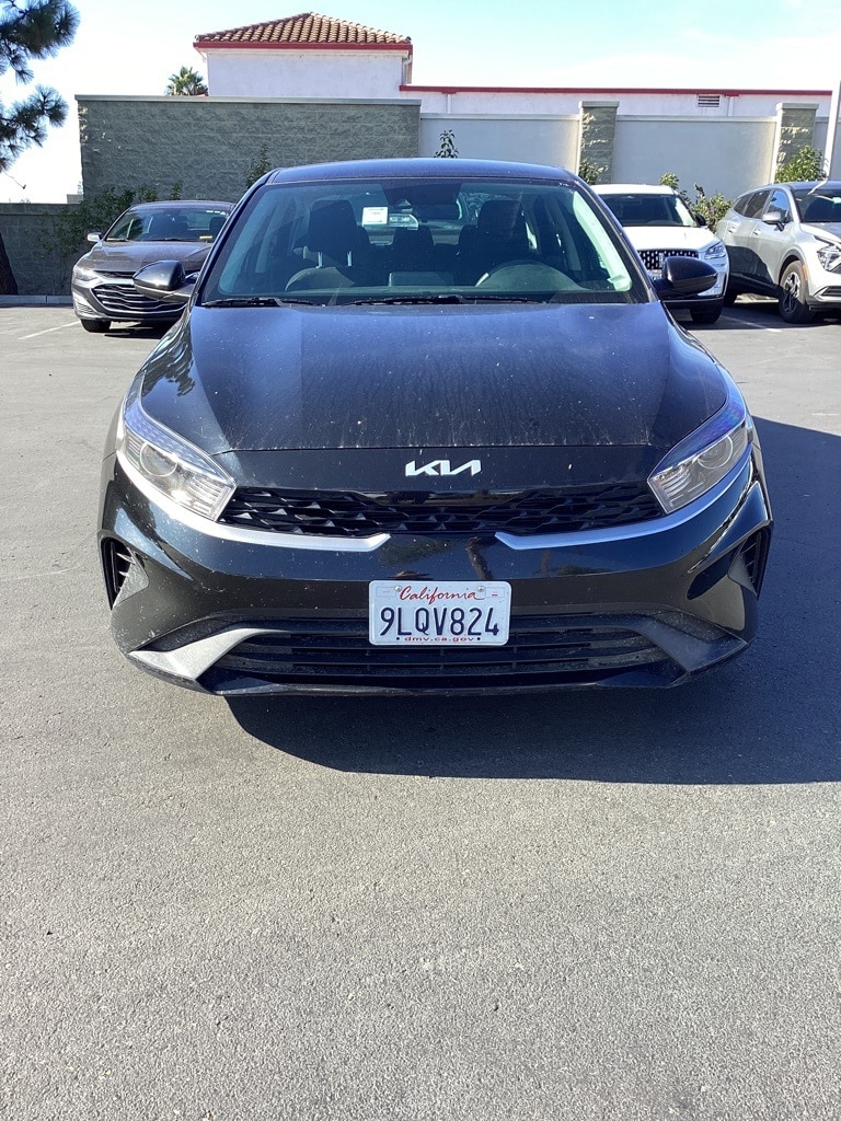 Thumbnail: 2024 Kia Forte - 4