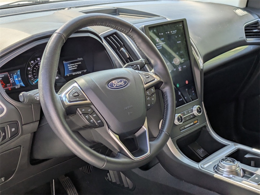 Thumbnail: 2024 Ford Edge - 17