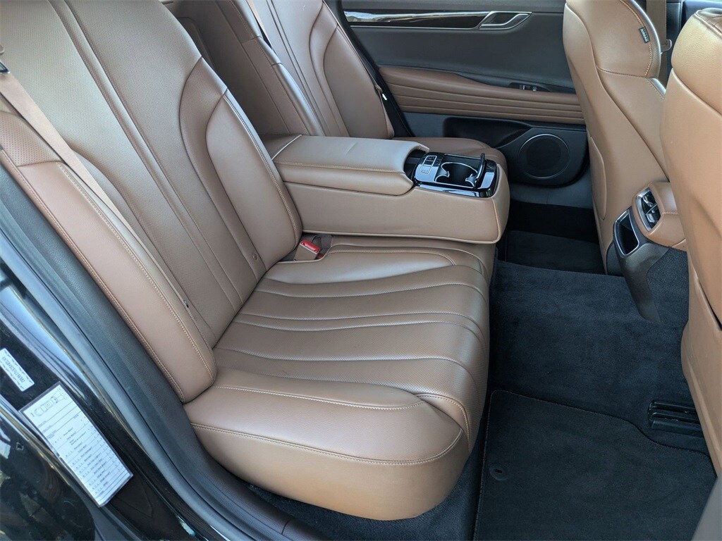 Thumbnail: 2023 Genesis G80 - 29