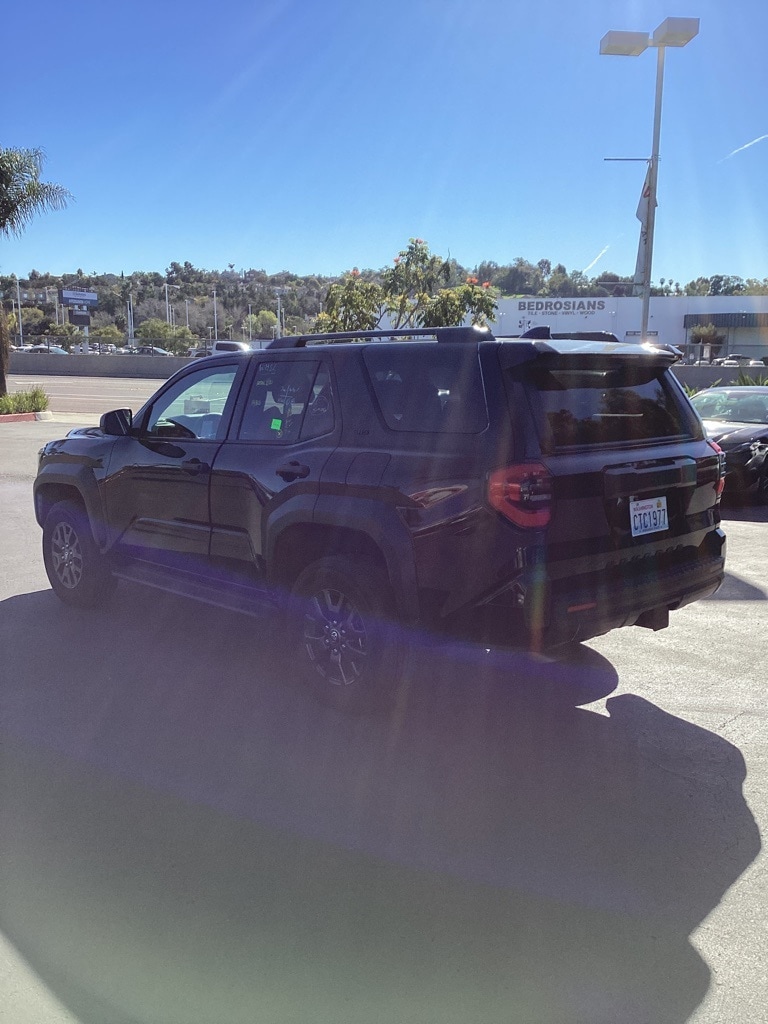 Thumbnail: 2025 Toyota 4Runner - 7
