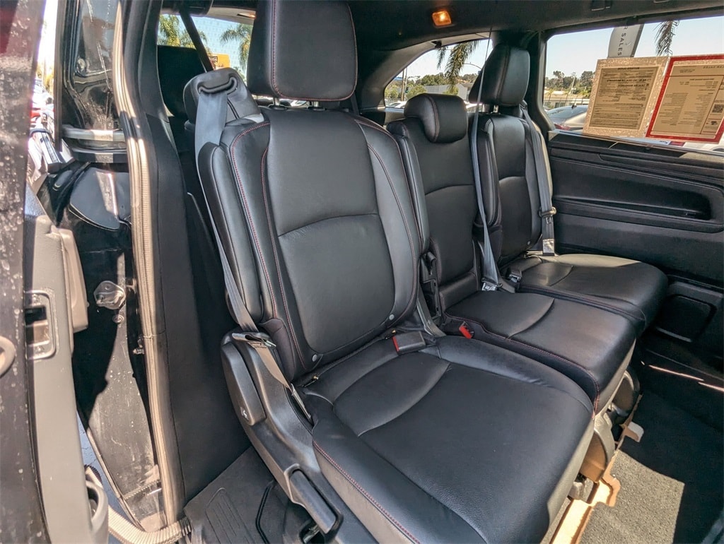 Thumbnail: 2023 Honda Odyssey - 27