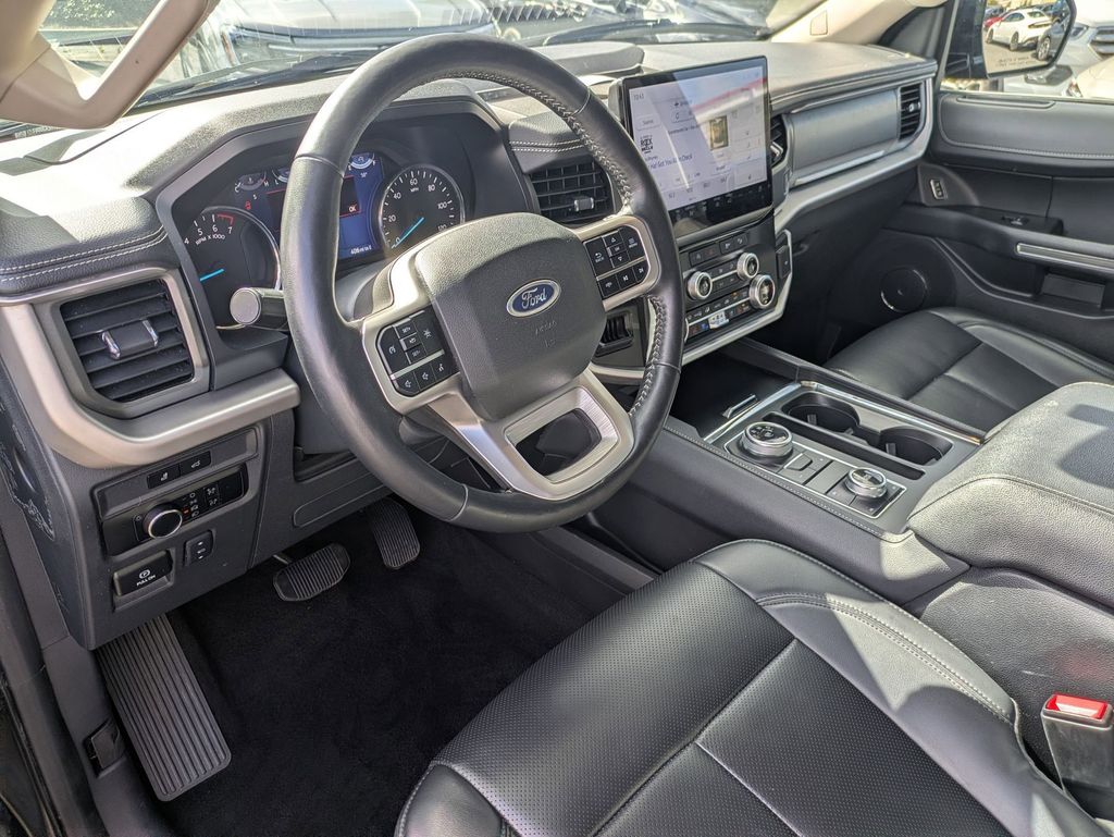 Thumbnail: 2024 Ford Expedition MAX - 17