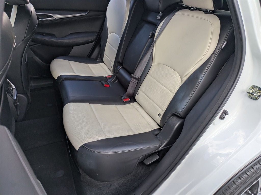 Thumbnail: 2024 INFINITI QX55 - 26