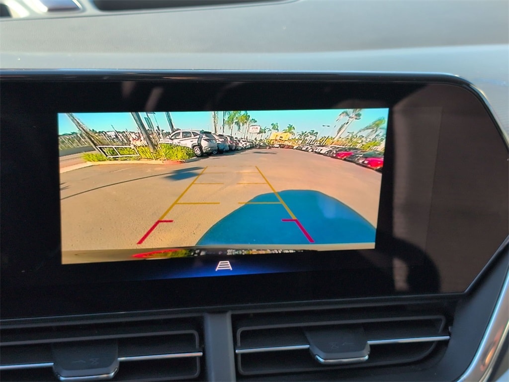 Thumbnail: 2025 Chevrolet Trax - 25