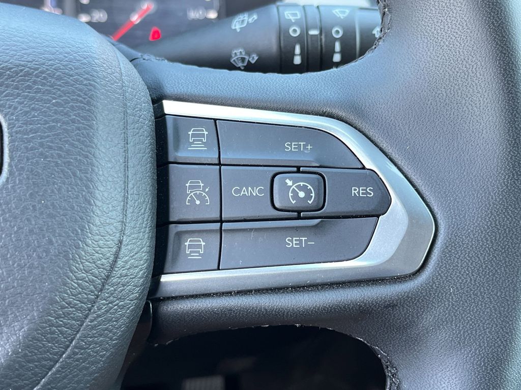 Thumbnail: 2025 Jeep Compass - 21