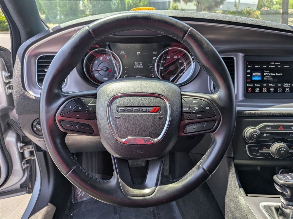 Thumbnail: 2022 Dodge Charger - 17