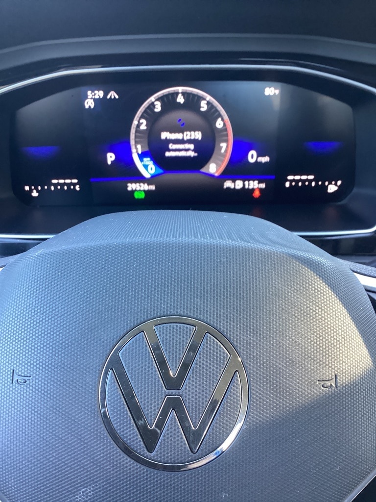 Thumbnail: 2024 Volkswagen Jetta - 9