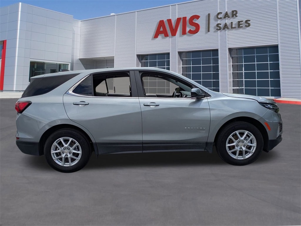 Thumbnail: 2023 Chevrolet Equinox - 5